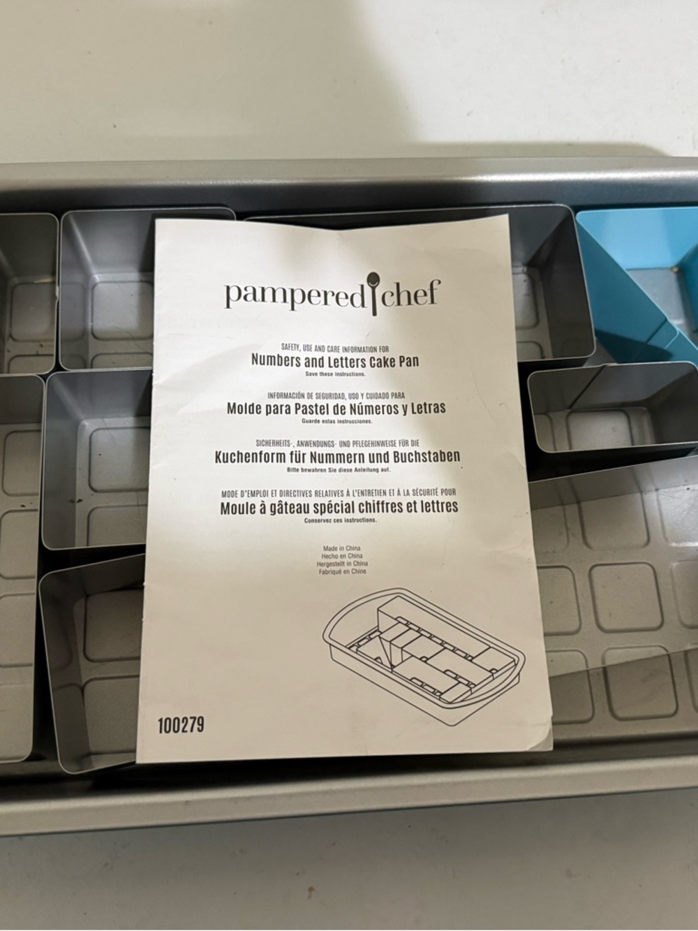 Pamper Chef Numbers and Letters Pan